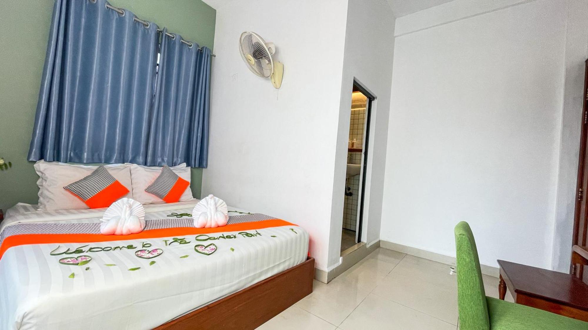 The Center Point Hotel Сием Реап Екстериор снимка
