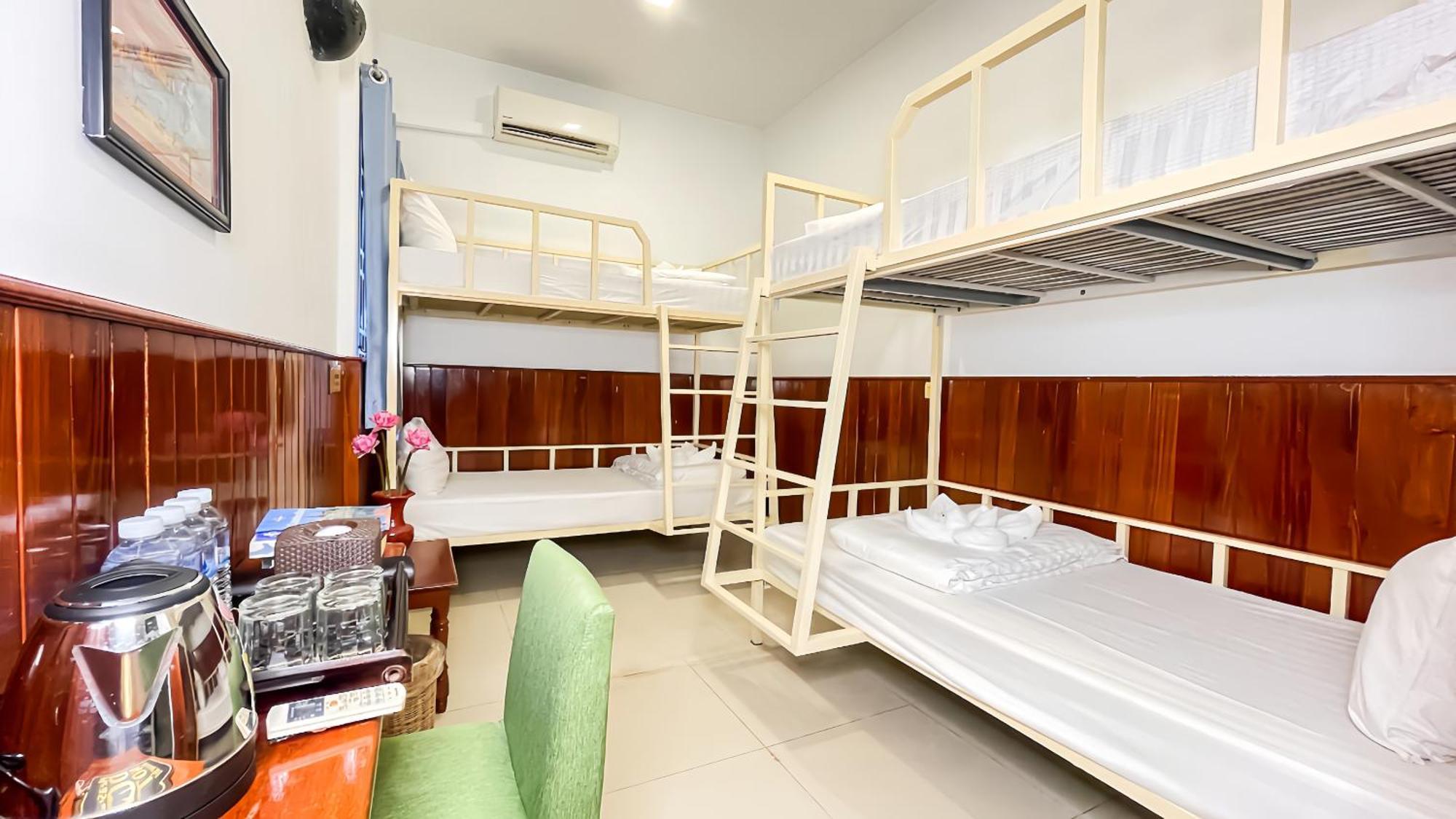 The Center Point Hotel Сием Реап Екстериор снимка