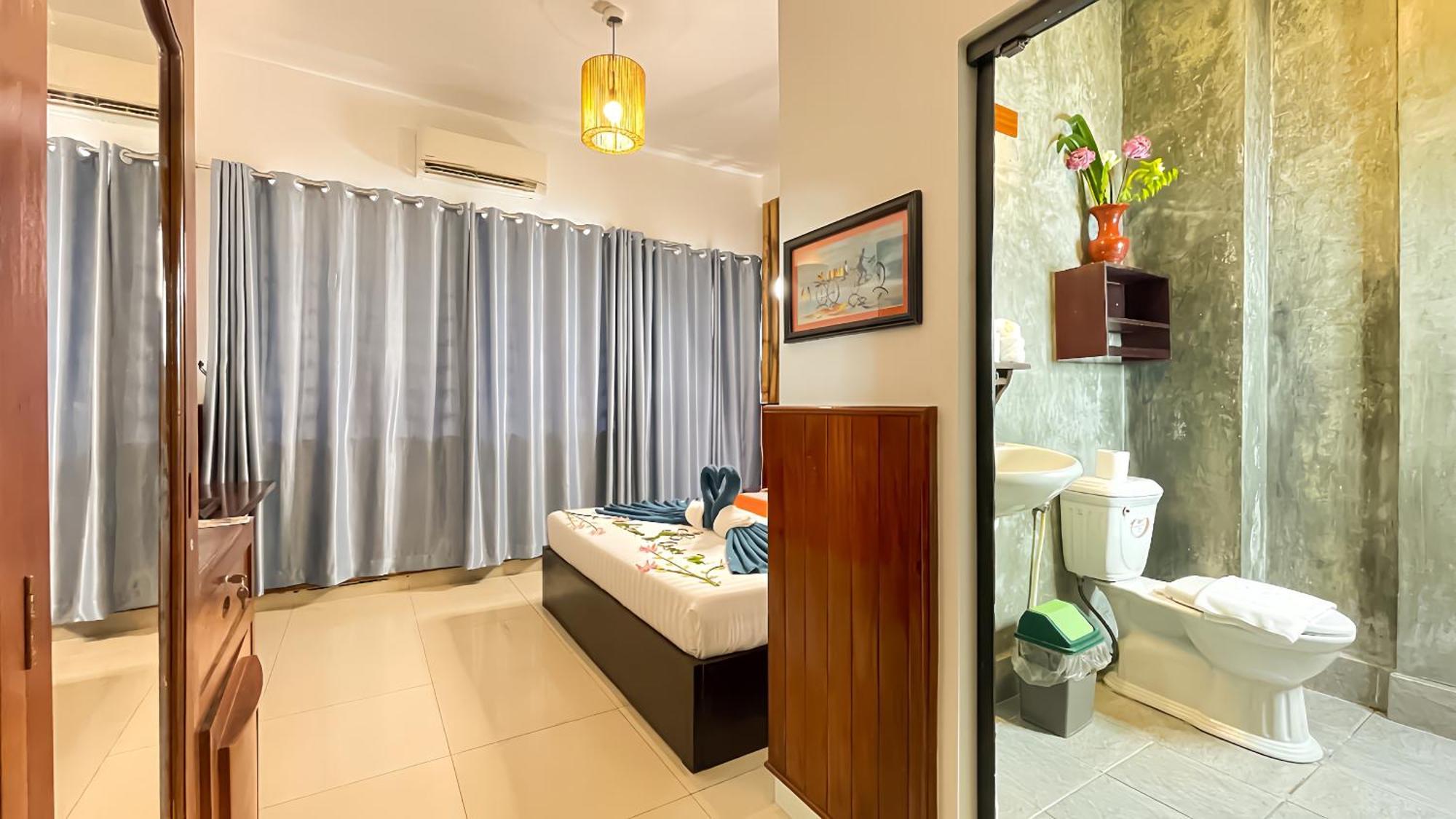 The Center Point Hotel Сием Реап Екстериор снимка