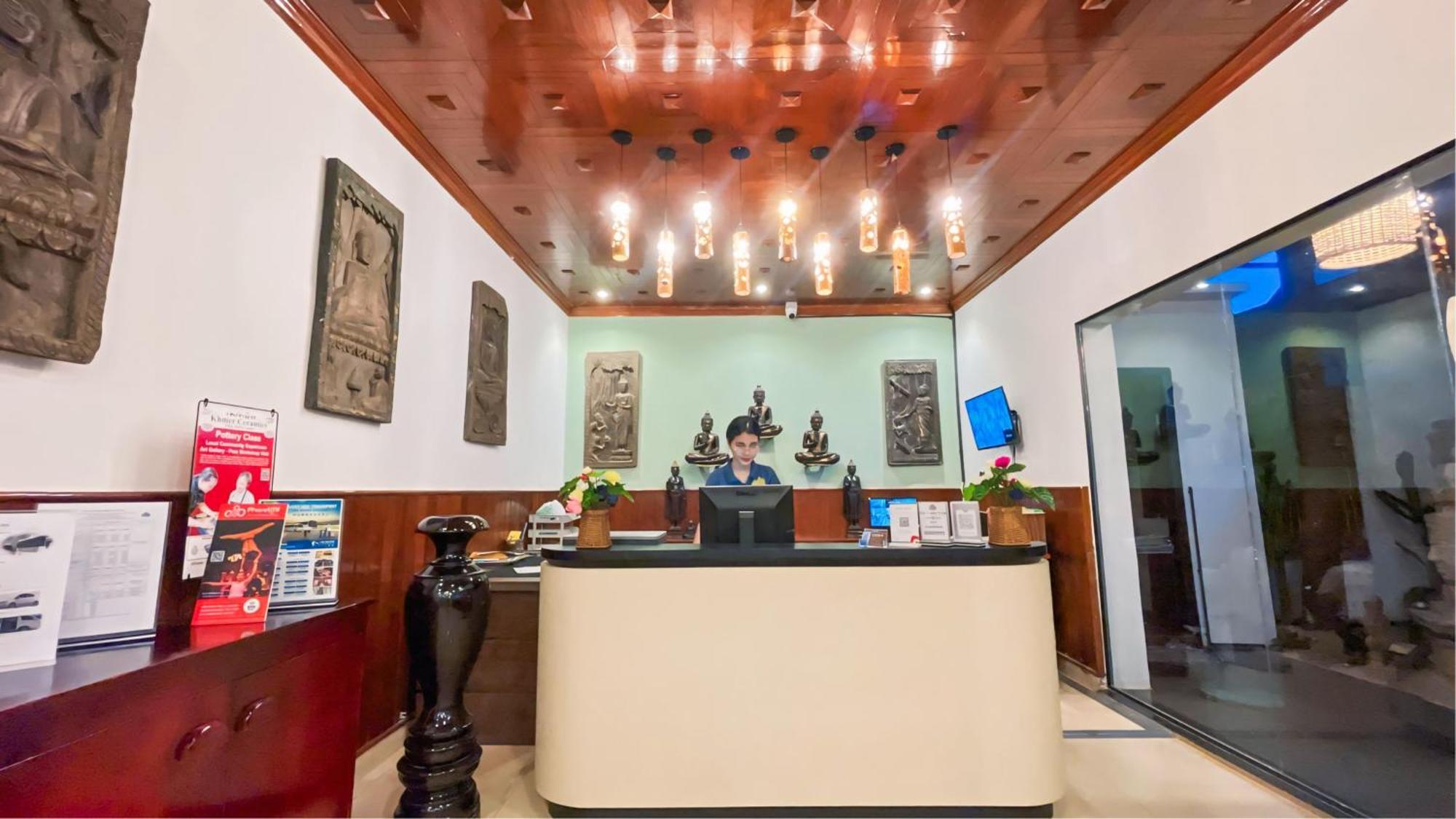The Center Point Hotel Сием Реап Екстериор снимка