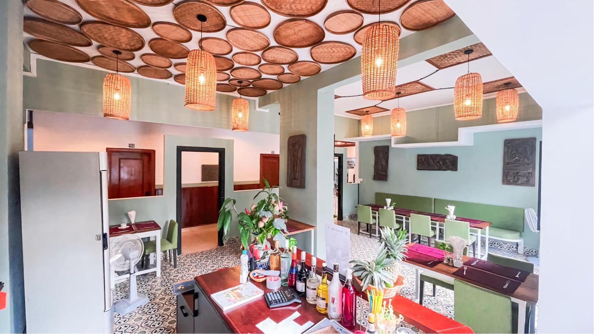 The Center Point Hotel Сием Реап Екстериор снимка