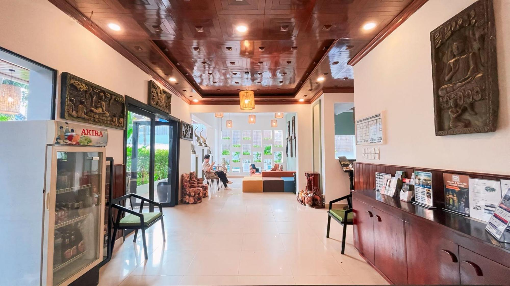 The Center Point Hotel Сием Реап Екстериор снимка