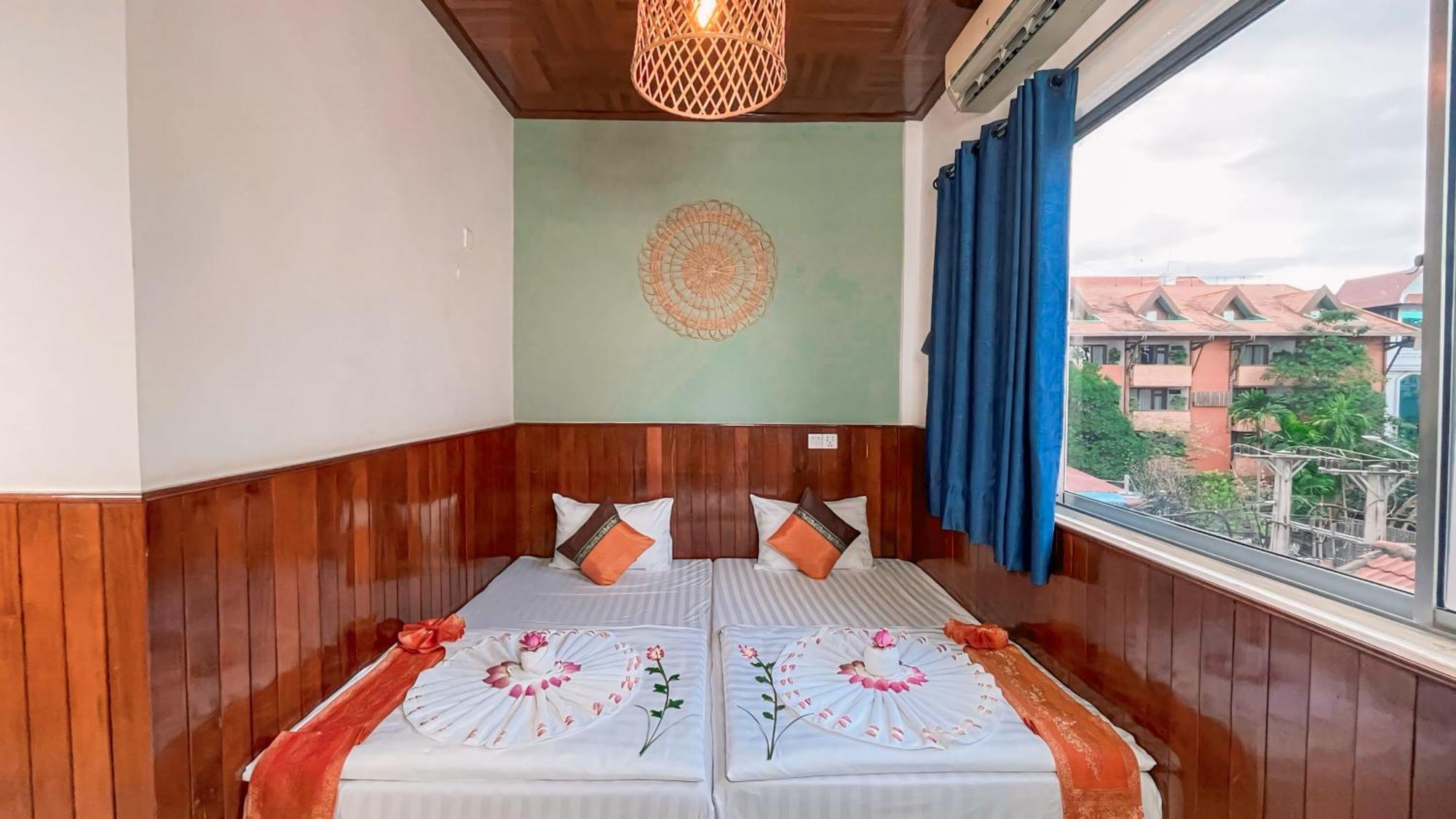 The Center Point Hotel Сием Реап Стая снимка